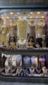 Gold - & Gewürzmärkte Dubai Goldkleidung