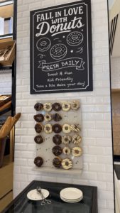 Al Bandar Rontana Creek Dubai Frühstück