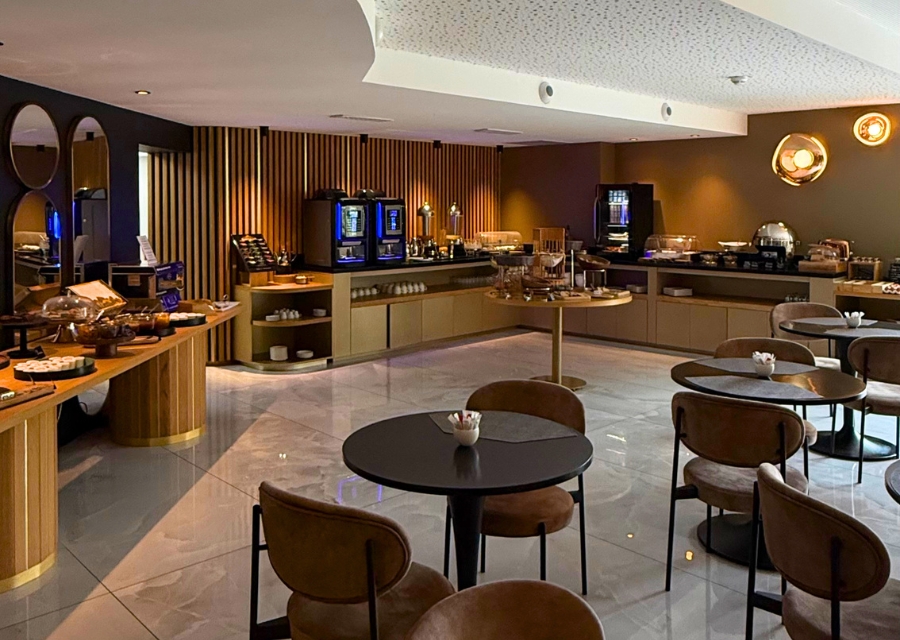 blog titelbild lensal korsika calvihotel 2026 2