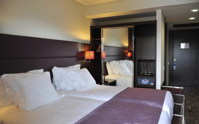 Hotel Axis Porto - Beispiel Zimmer